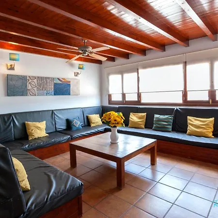 וילה Charming 4-bed In Playa Blanca פלאיה בלנקה